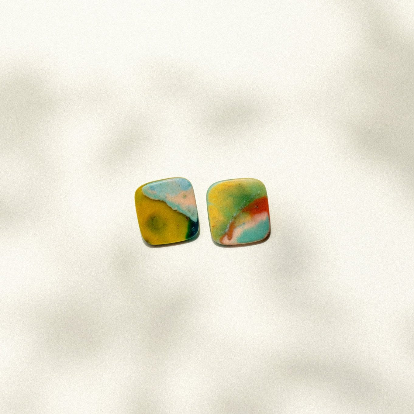 Planet Earth XL Posts #3- #4